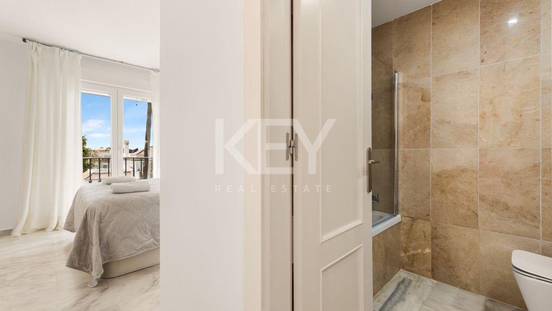 Moderno apartamento de 3 dormitorios junto a la playa