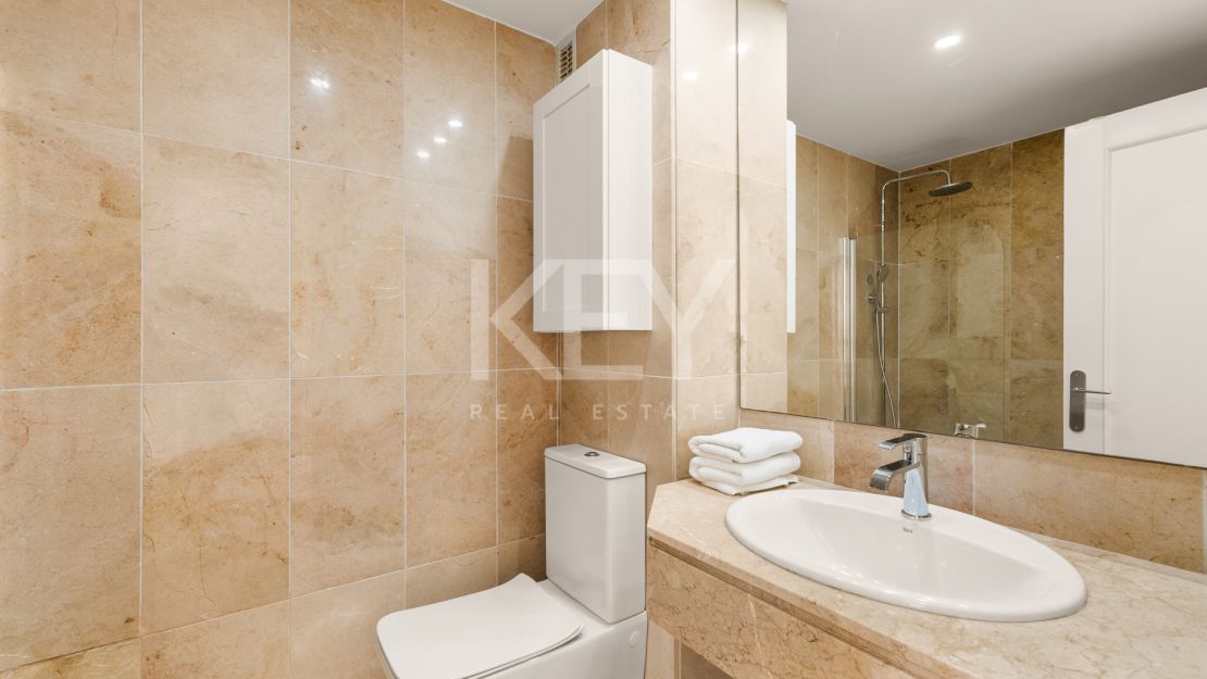 Moderno apartamento de 3 dormitorios junto a la playa