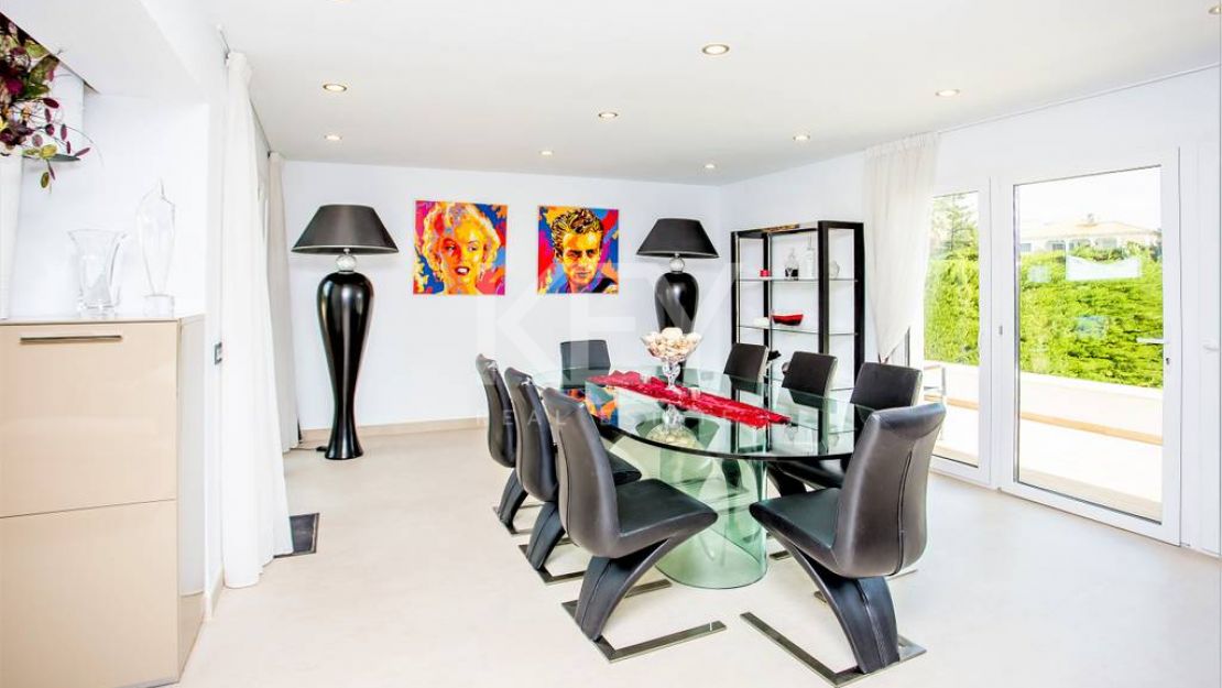 Villa Ashby: Moderna Villa de Alquiler y Venta Vacacional en San Pedro