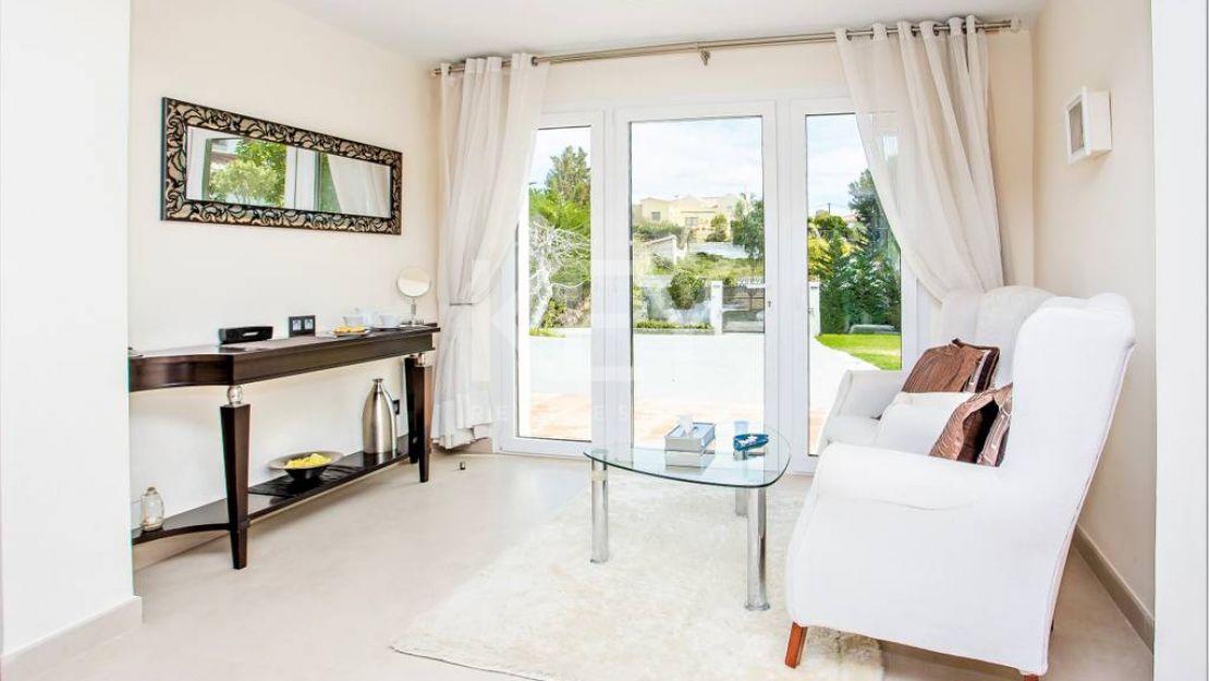 Villa Ashby: Moderna Villa de Alquiler y Venta Vacacional en San Pedro