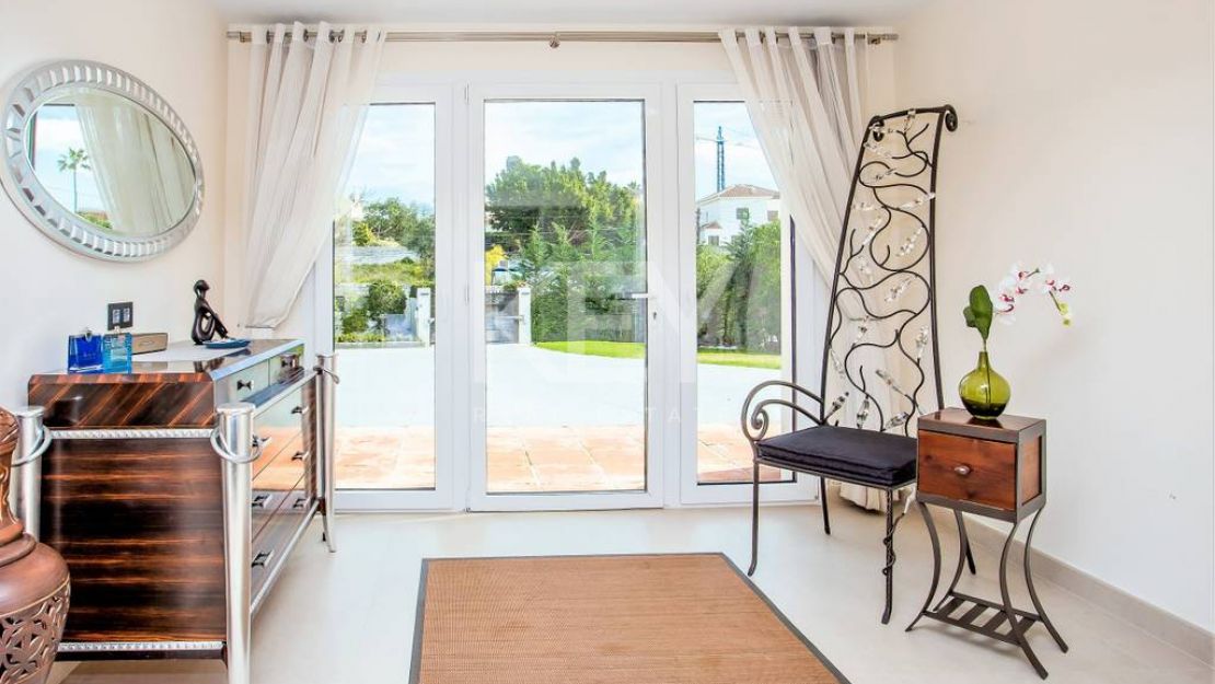 Villa Ashby: Moderna Villa de Alquiler y Venta Vacacional en San Pedro