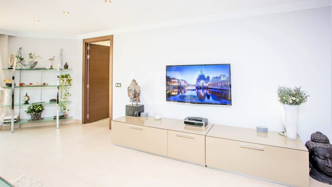 Villa Ashby: Moderna Villa de Alquiler y Venta Vacacional en San Pedro