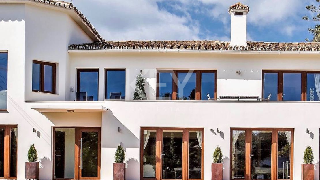 Villa Ashby: Moderna Villa de Alquiler y Venta Vacacional en San Pedro