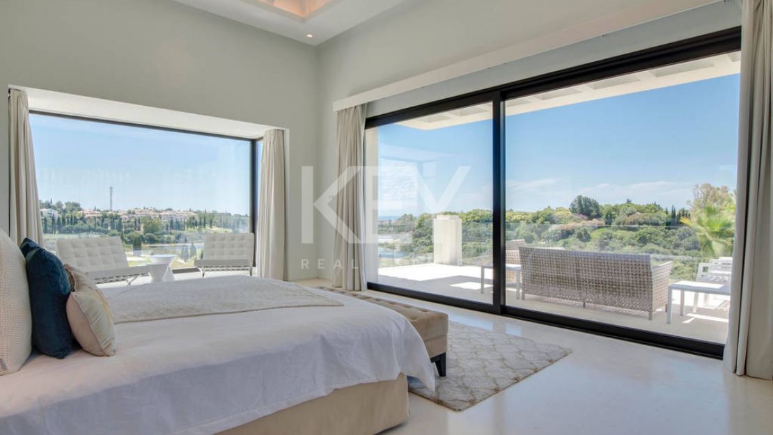 Villa Delight: A Luxurious Retreat in Benahavis - Short-Term Rental