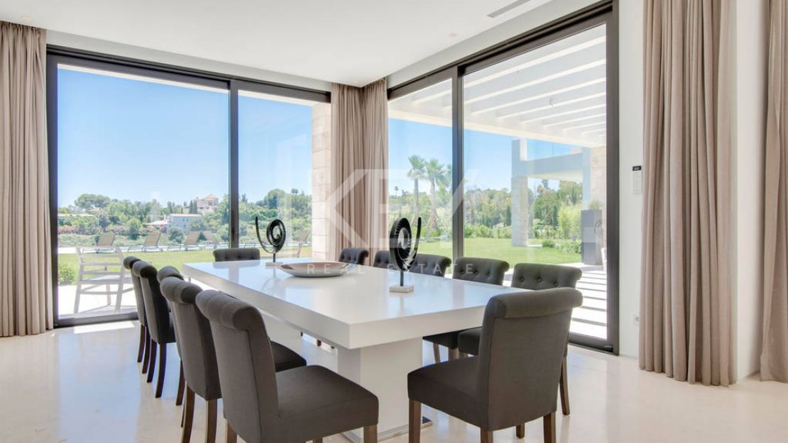 Villa Delight: A Luxurious Retreat in Benahavis - Short-Term Rental