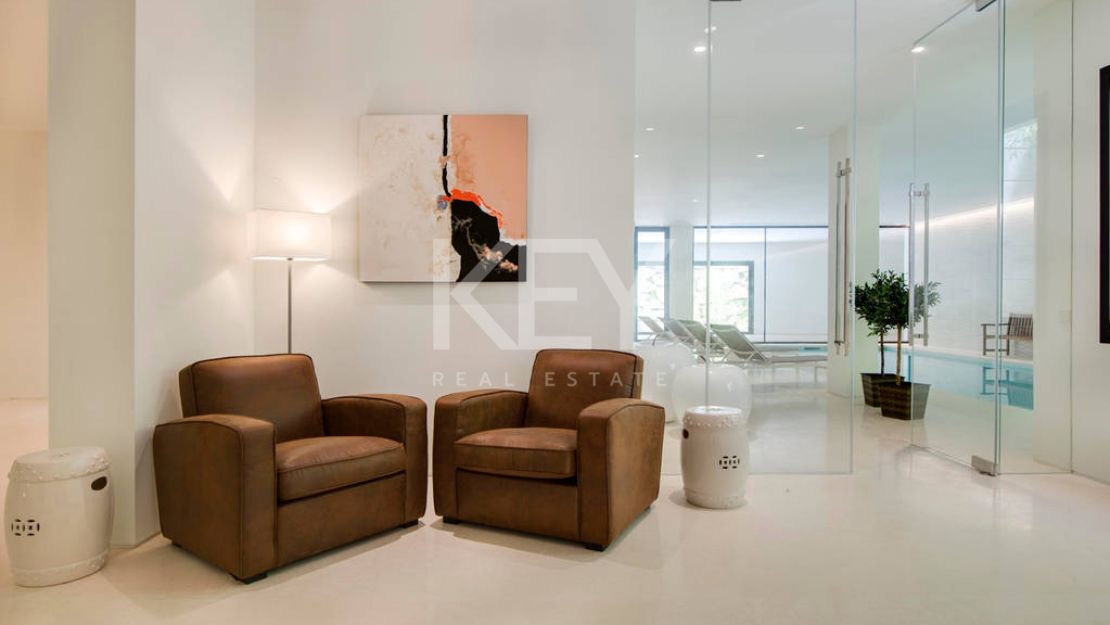 Villa Delight: A Luxurious Retreat in Benahavis - Short-Term Rental