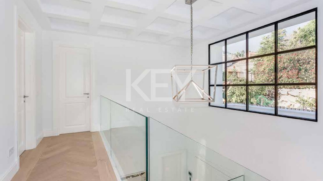 Villa de lujo con vistas al mar situado en Sierra Blanca, Marbella