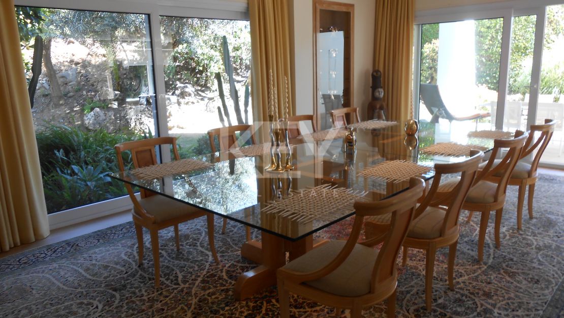Villa Chantal: a Modern Frontline Golf Villa in La Cerquilla, Nueva Andalucia