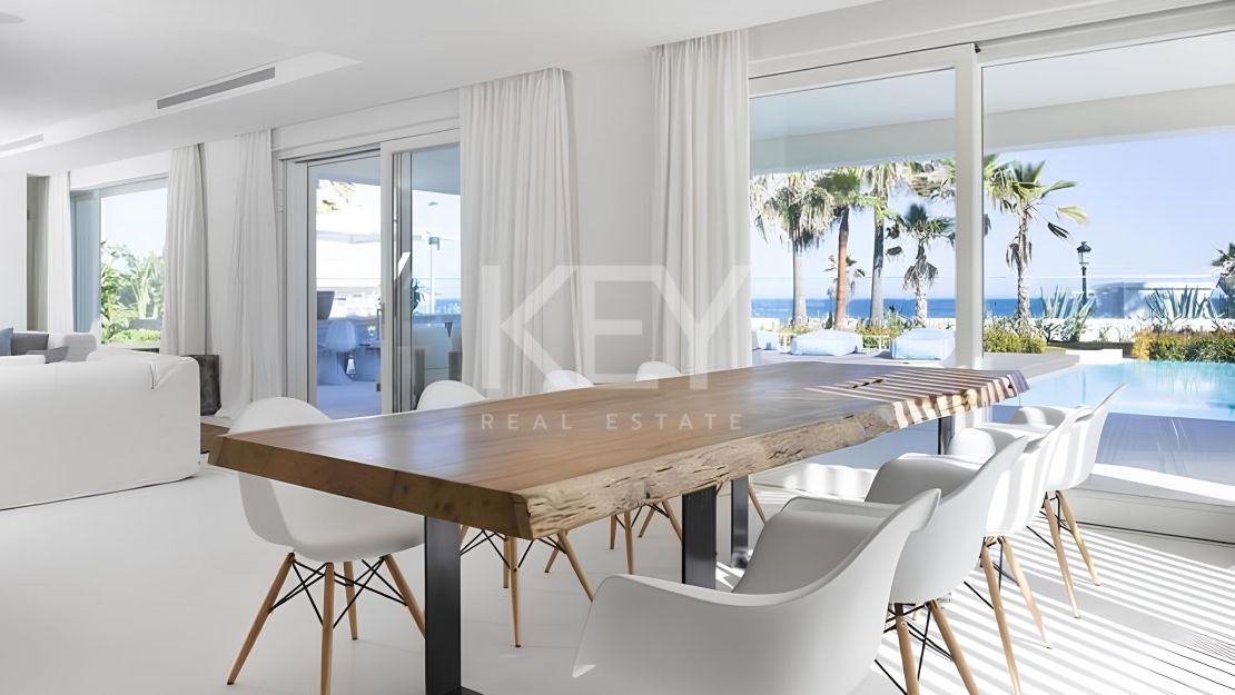 Villa Euphoria: luxury beachfront villa in The Golden Mile, Marbella