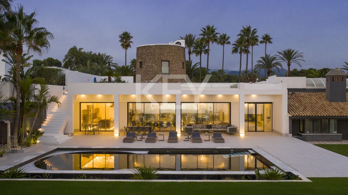 Villa Morocco: Spectacular Front-Line Beach Villa in Los Monteros, Marbella