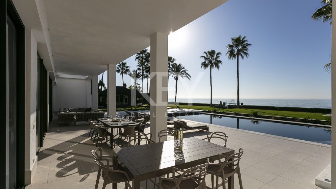 Villa Morocco: Spectacular Front-Line Beach Villa in Los Monteros, Marbella