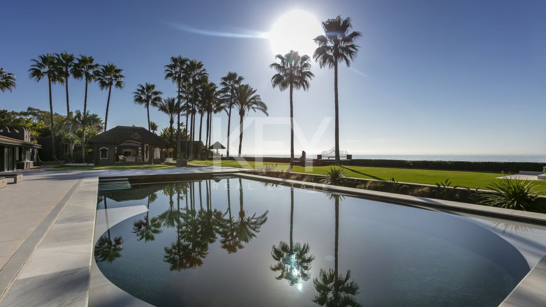 Villa Morocco: Spectacular Front-Line Beach Villa in Los Monteros, Marbella