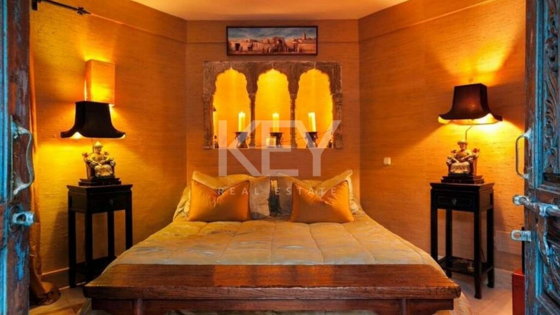 Villa Morocco: Spectacular Front-Line Beach Villa in Los Monteros, Marbella