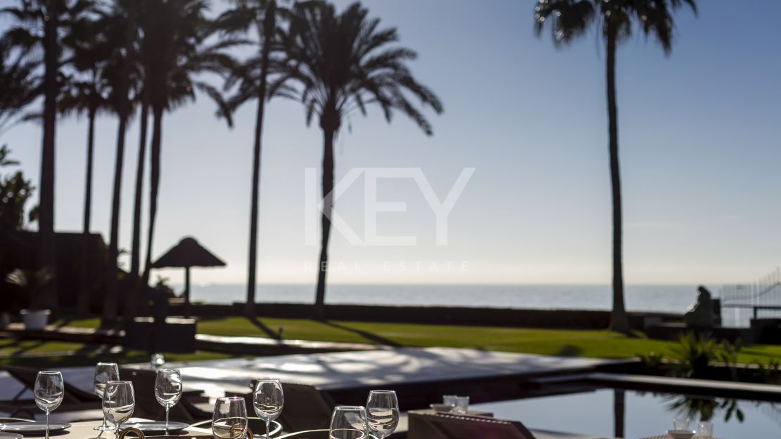 Villa Morocco: Spectacular Front-Line Beach Villa in Los Monteros, Marbella