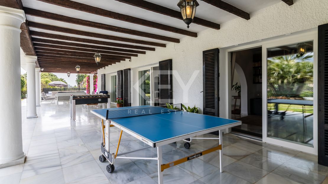 Villa Palmera: A Tranquil Frontline Golf Oasis for Short-Term Rentals in Nueva Andalucía