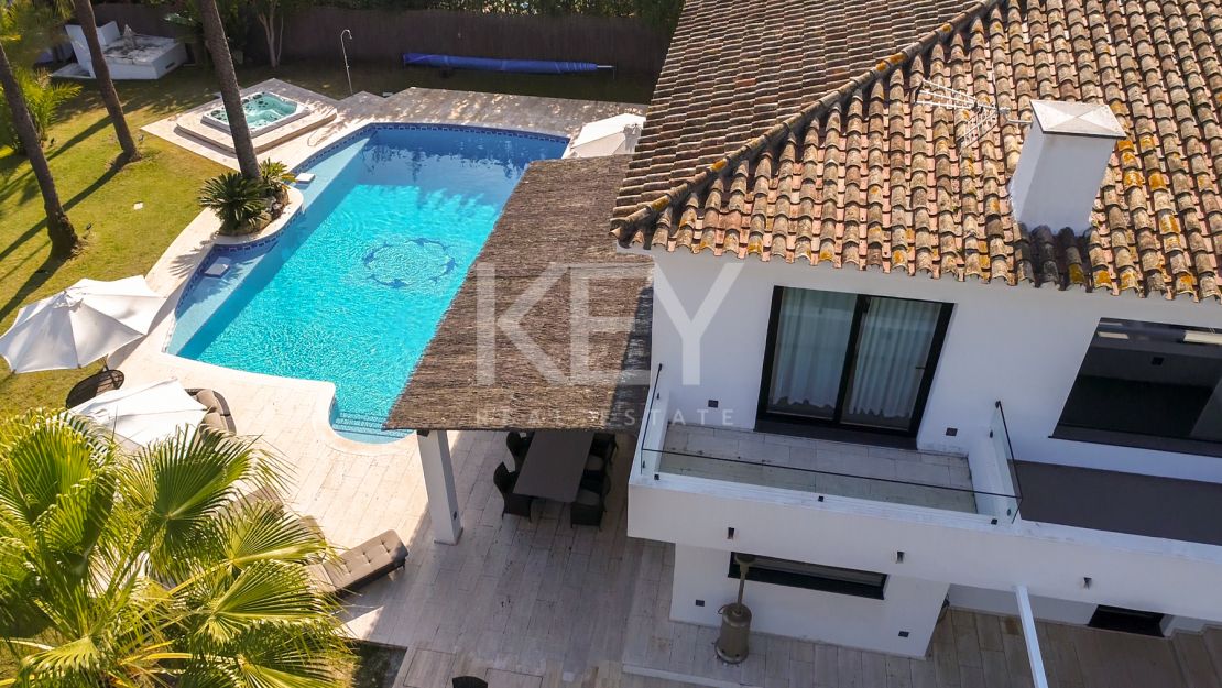 Villa Eternal: Luxurious Villa for Sale and Short-Term Rent in Los Naranjos Golf, Nueva Andalucía