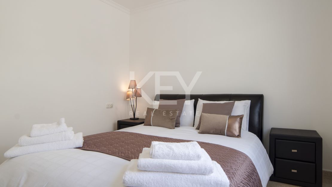 Villa Serena: luxury sea view vlla for short-term rent in Marbella East