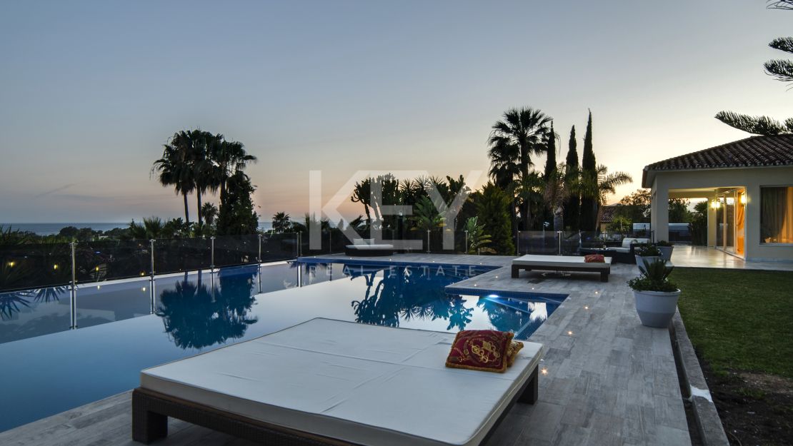 Villa Serena: luxury sea view vlla for short-term rent in Marbella East