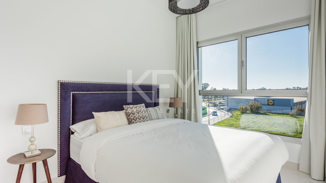 Contemporary penthouse close to the beach in Cancelada, New Golden Mile