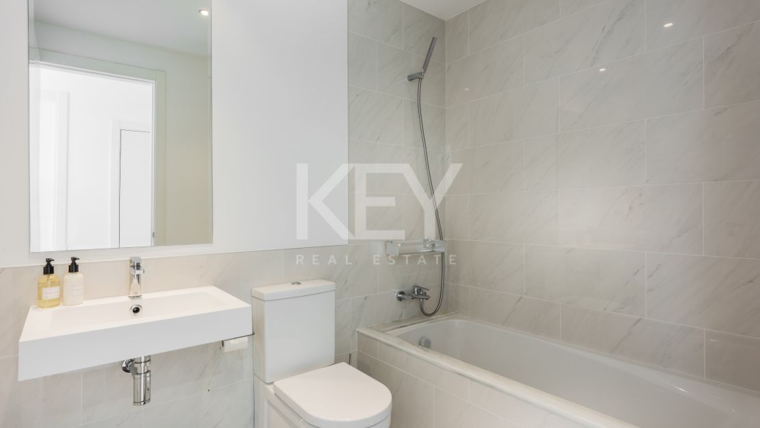 Contemporary penthouse close to the beach in Cancelada, New Golden Mile