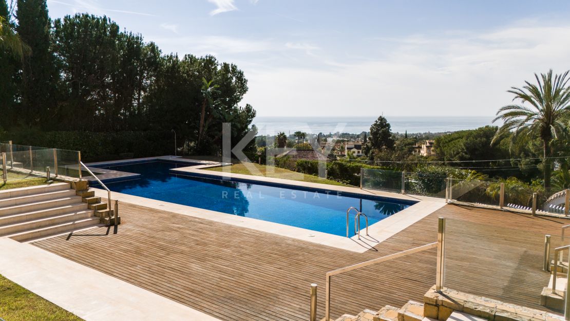 Casa Domus: Luxury Townhouse with Breathtaking Sea Views for Rent