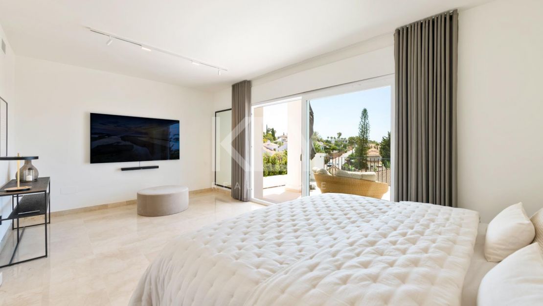 Villa Ibiza: Stunning villa in Nueva Andalucia, Marbella