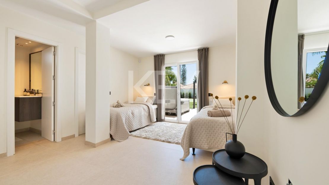 Villa Ibiza: Stunning villa in Nueva Andalucia, Marbella