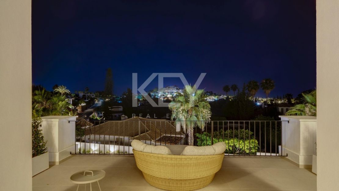 Villa Ibiza: Stunning villa in Nueva Andalucia, Marbella