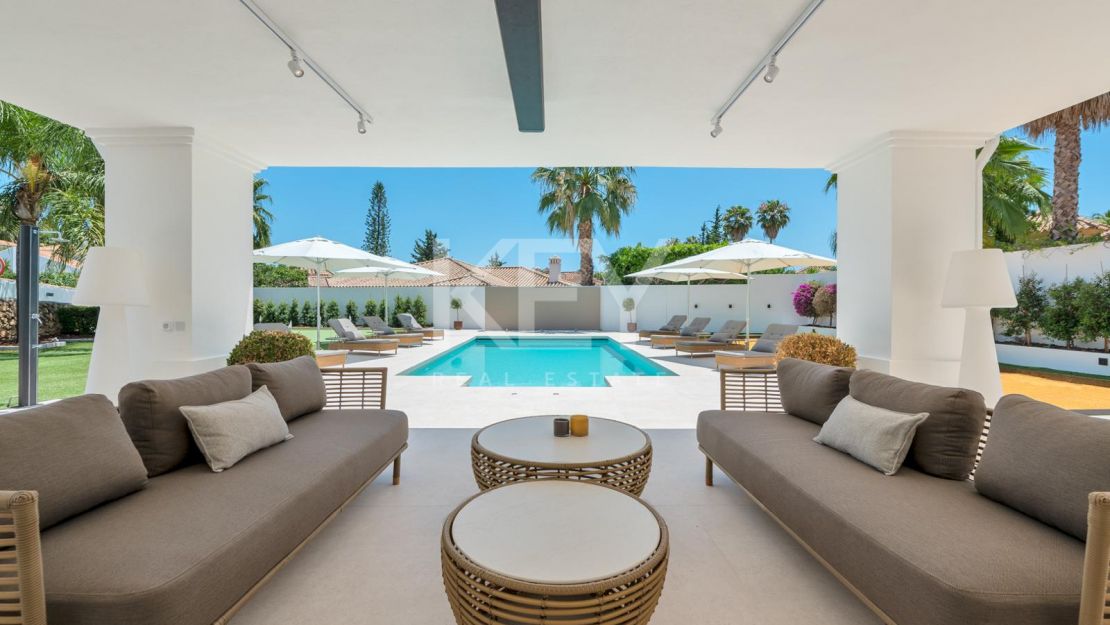 Villa Ibiza: Stunning villa in Nueva Andalucia, Marbella