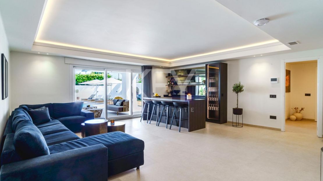 Villa Ibiza: Stunning villa in Nueva Andalucia, Marbella