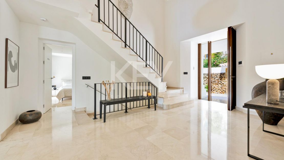 Villa Ibiza: Stunning villa in Nueva Andalucia, Marbella