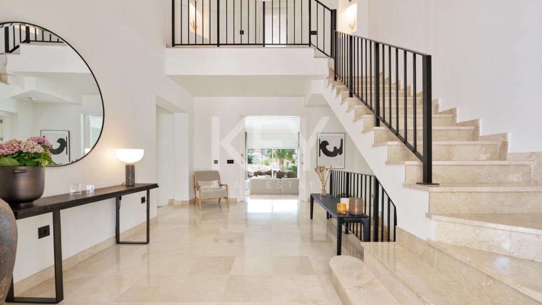Villa Ibiza: Stunning villa in Nueva Andalucia, Marbella