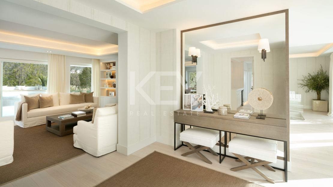 Villa en primera línea de golf Las Brisas con impresionantes vistas, Nueva Andalucía, Marbella