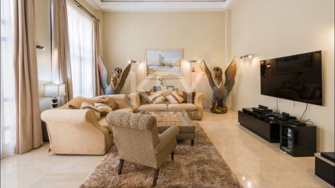 Casa Harris: Bungalow de lujo junto a la playa en alquiler en Bahía de Banús