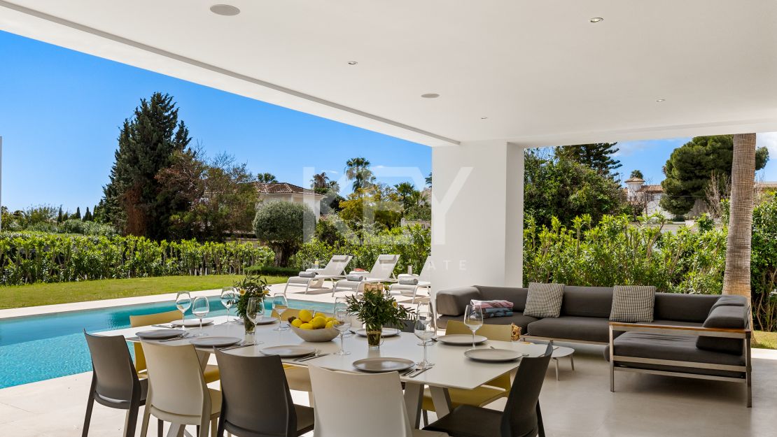 Villa Aurora exclusiva villa moderna minimalista en alquiler en El Paraíso, Estepona