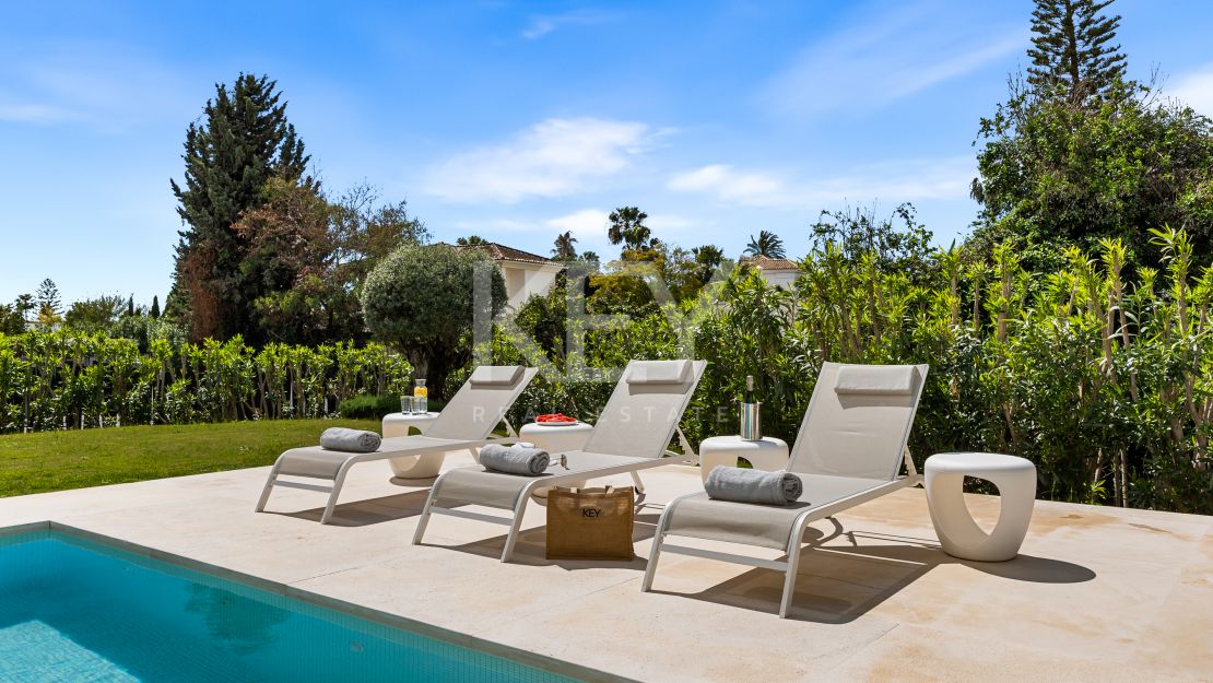 Villa Aurora exclusiva villa moderna minimalista en alquiler en El Paraíso, Estepona