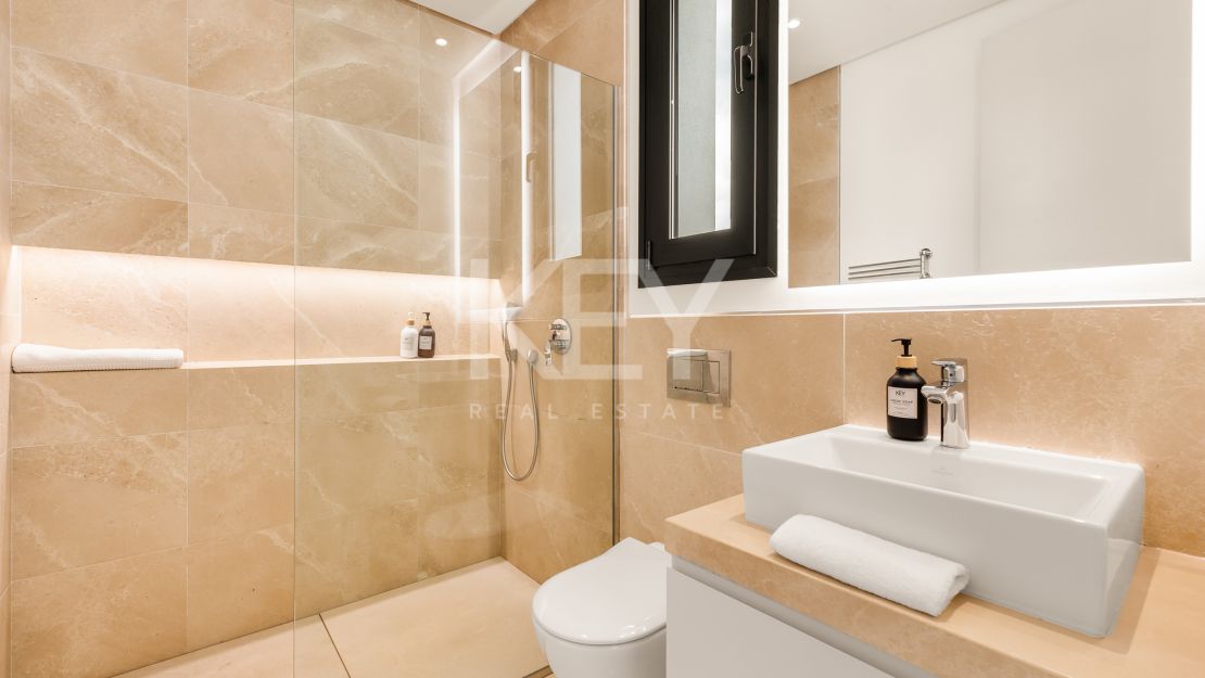 Villa Aurora exclusiva villa moderna minimalista en alquiler en El Paraíso, Estepona