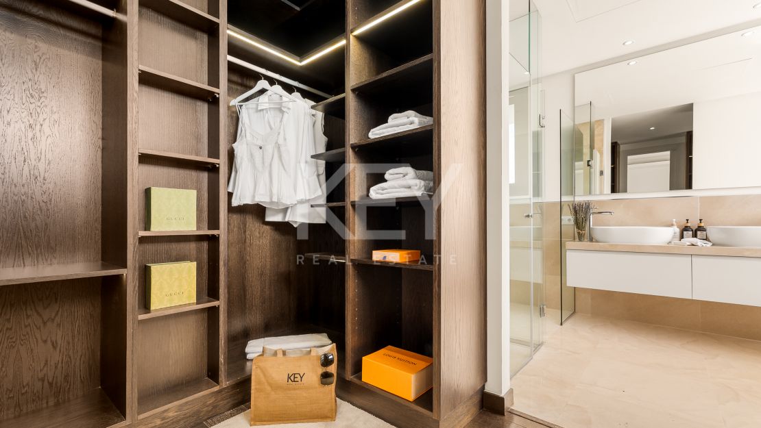 Villa Aurora exclusiva villa moderna minimalista en alquiler en El Paraíso, Estepona
