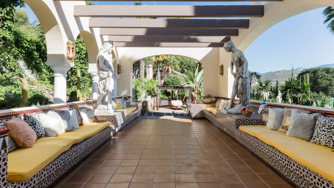 Villa Artemisa: A Roman-inspired Haven of Luxury in Marbella's Nueva Andalucía - Perfect for Holiday Rentals