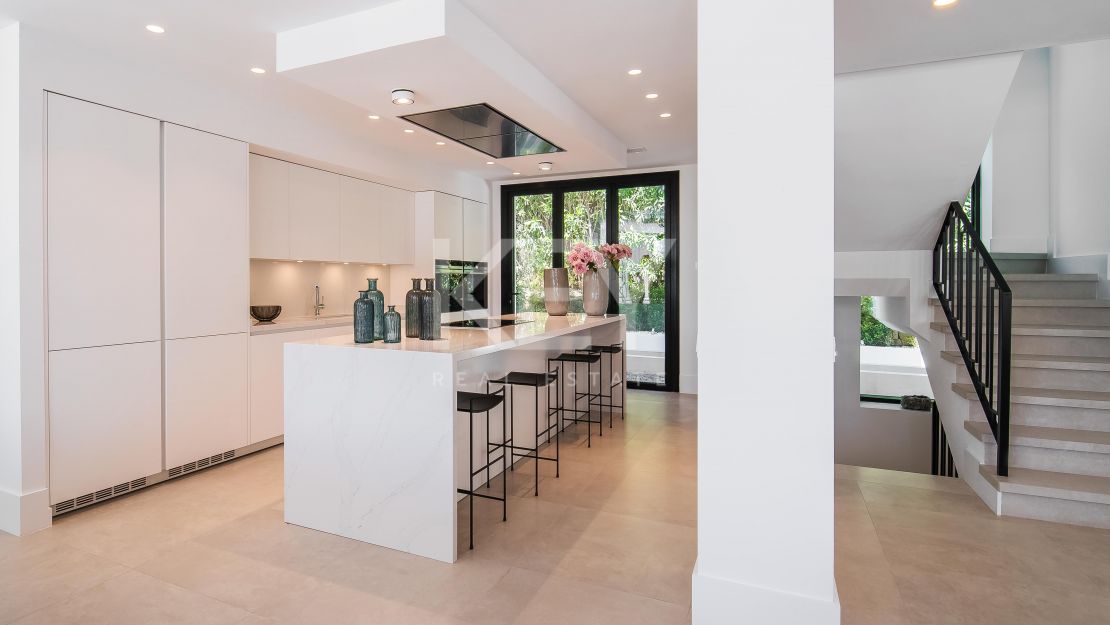 Breathtaking villa in Nueva Andalucía, Marbella
