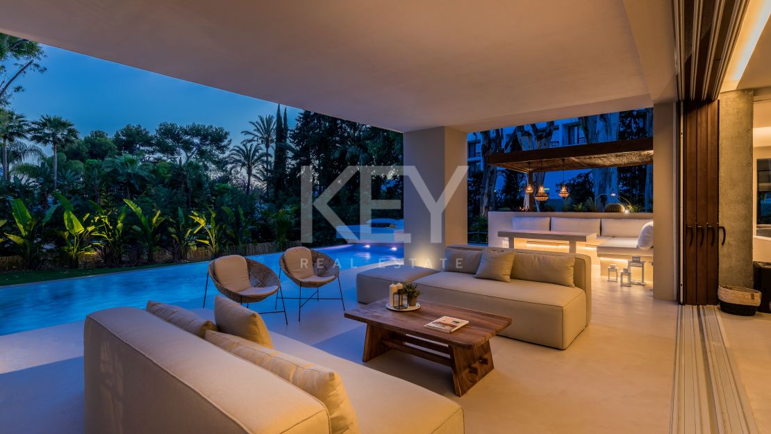 Villa de lujo cerca de la playa para alquiler de corta temporada en Los Monteros, Marbella