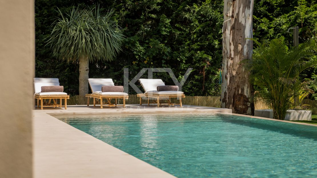 Villa de lujo cerca de la playa para alquiler de corta temporada en Los Monteros, Marbella