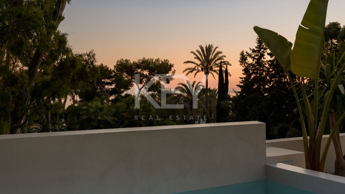 Villa de lujo cerca de la playa para alquiler de corta temporada en Los Monteros, Marbella