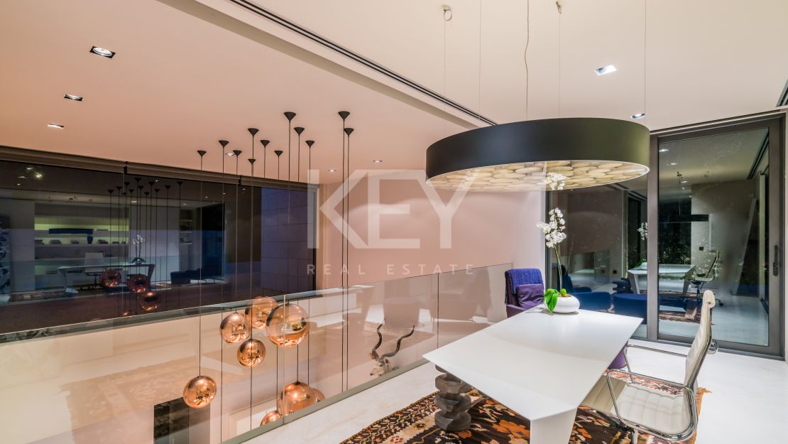 Villa Monet: increíble villa contemporánea con vistas al mar en Golden Mile, Marbella