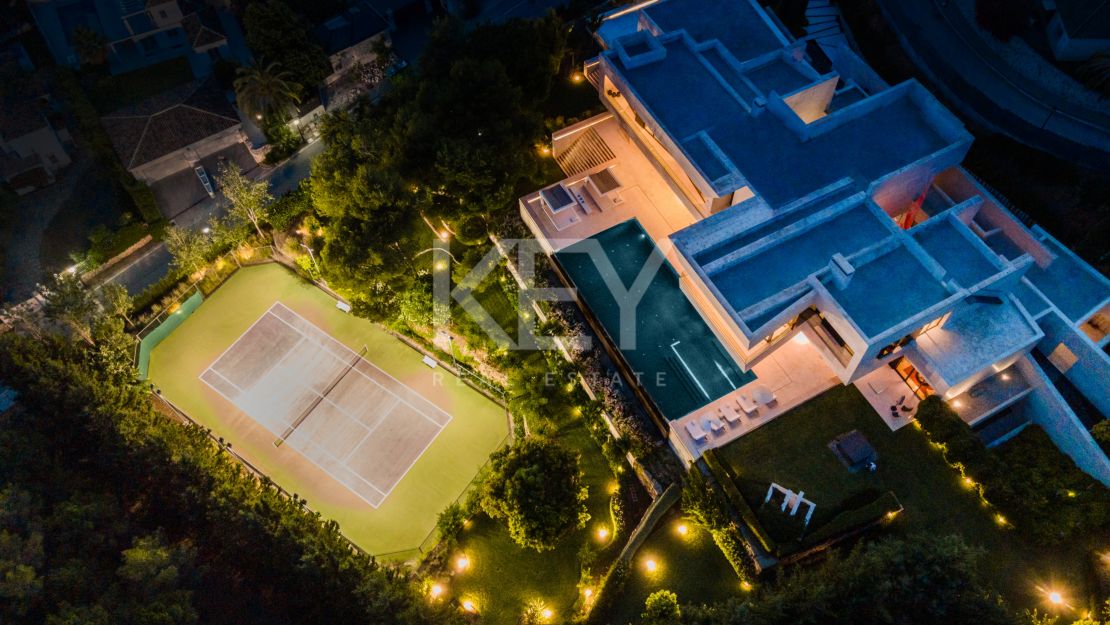 Villa Monet: increíble villa contemporánea con vistas al mar en Golden Mile, Marbella