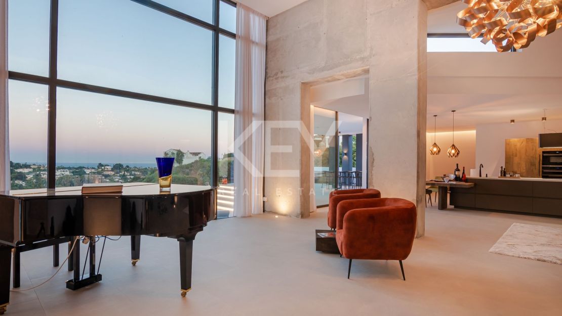 Impressive villa Paraiso Alto for rent in Benahavis