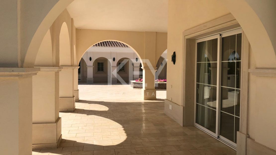 Luxury golf front villa located in Los Arqueros, Benahavis