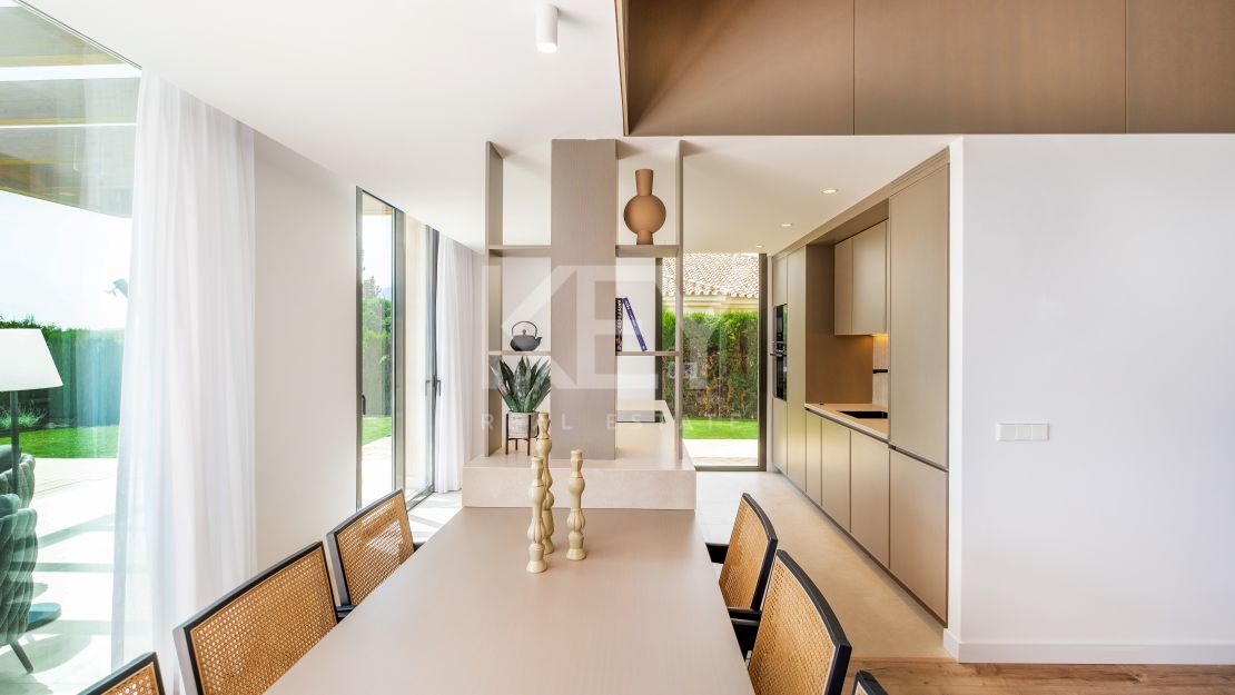 Modern Mediterranean Villa with sea views in Paraiso Alto, Benahavís