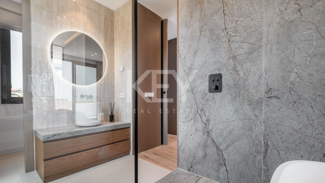 Modern Mediterranean Villa with sea views in Paraiso Alto, Benahavís