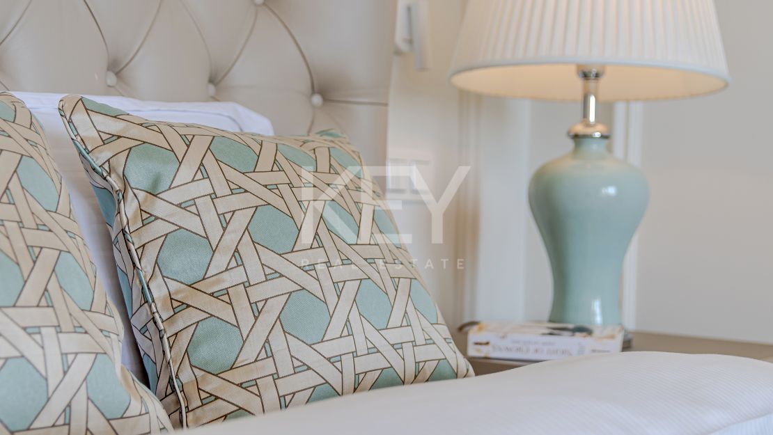 Villa Eloise: luxury holiday rentals with sea views in Golden Mile, Marbella